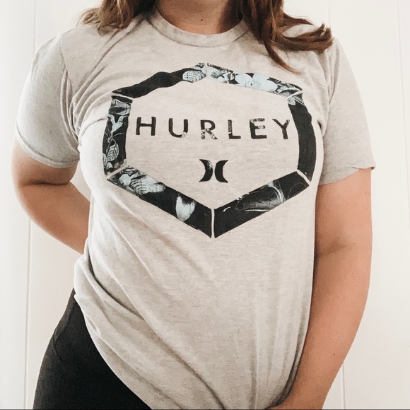 Hurley Tops - 🌵 Hurley With Floral Design Tee